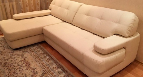 Обивка углового дивана.  Зеленодольск