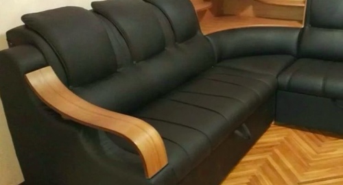 Перетяжка кожаного дивана. Зеленодольск